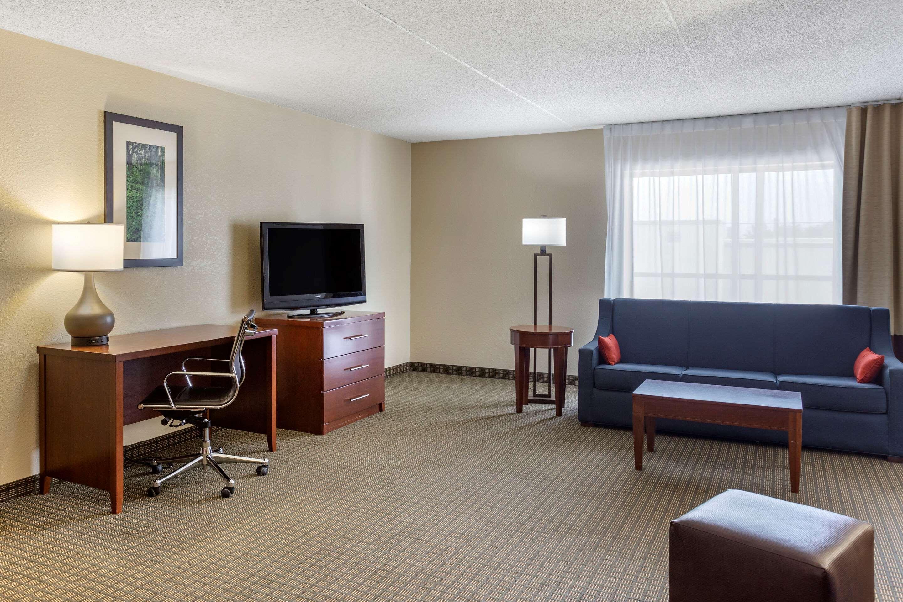 Comfort Inn & Suites Rochelle - Dekalb Exterior photo